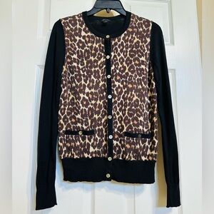 Ann Taylor Leopard Cardigan Size M 🖤🤎